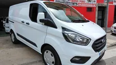 Blanco Usado 2017 Ford Transit Custom Ambiente Van | 24.500 € (Precio justo)