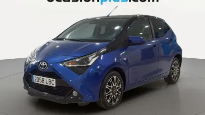 Usado Toyota Aygo X-clusiv 72 CV (52 kW) 2019 Azul Utilitario