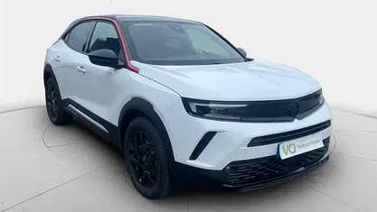 Blanco Usado 2023 Opel Mokka-e GS Line SUV | 20.500 € (Super precio)