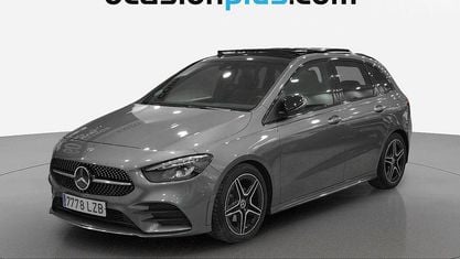 Usado Mercedes B200 AMG 150 HP (110 kW) 2022 Cinzento Monovolume