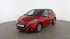 Rojo Usado 2019 Peugeot 208 Signature Sky Utilitario | 9899 € (Precio justo)
