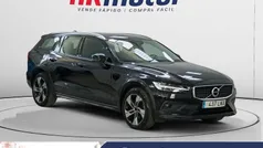 Negro Usado 2021 Volvo V60 CC Pro Familiar | 29.990 € (Precio justo)