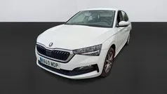 Blanco Usado 2023 Skoda Scala Ambition Utilitario | 17.500 € (Precio justo)