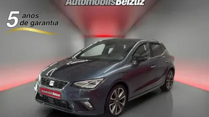 Usado Seat Ibiza FR 116 CV (85 kW) 2025 Gris Utilitario