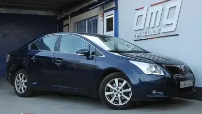 Usado Toyota Avensis Advance 150 CV (110 kW) 2012 Azul Berlina