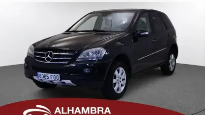 Usado Mercedes ML280 190 CV (139 kW) 2007 Negro SUV