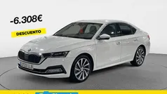 Blanco Usado 2020 Skoda Octavia Style Berlina | 22.450 € (Precio justo)