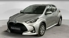 Usado 2024 Toyota Yaris Hybrid Active Berlina | 22.750 € (Precio justo)
