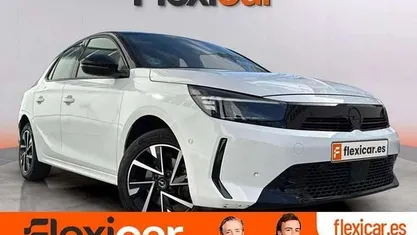 Blanco Usado 2023 Opel Corsa Berlina | 12.990 € (Precio justo)