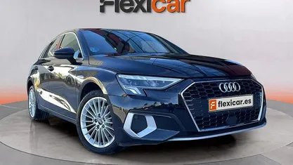 Usado Audi A3 Advanced Plus 151 CV (111 kW) 2023 Negro Berlina