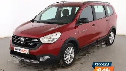 Usado Dacia Lodgy Anniversary 116 CV (85 kW) 2022 Rojo Monovolumen