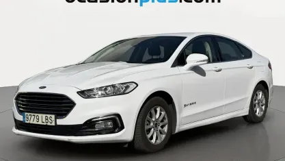 Usado Ford Mondeo Titanium 187 CV (137 kW) 2019 Blanco Berlina