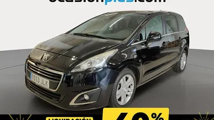 Negro Usado 2016 Peugeot 5008 Style Monovolumen | 11.010 € (Precio justo)
