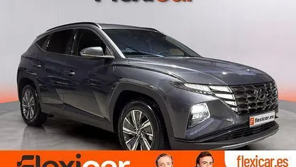 Gris Usado 2024 Hyundai Tucson SUV | 29.790 € (Precio justo)