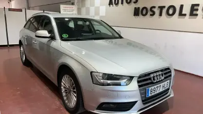 Usado Audi A4 170 CV (125 kW) 2012 Gris Berlina