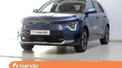 Azul Nuevo 2025 Kia e-Niro 2 SUV | 38.900 €