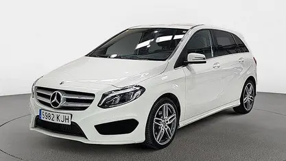 Usado Mercedes B200 136 CV (100 kW) 2018 Blanco Monovolumen