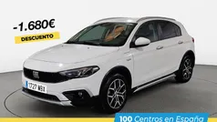 Usado 2022 Fiat Tipo Cross Berlina | 18.490 € (Precio justo)