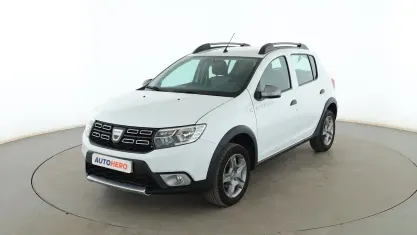 Usado Dacia Sandero Essentiel 101 CV (74 kW) 2020 Blanco Berlina