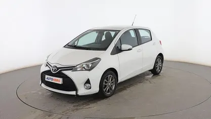 Usado 2015 Toyota Yaris Active Berlina | 11.999 € (Precio justo)