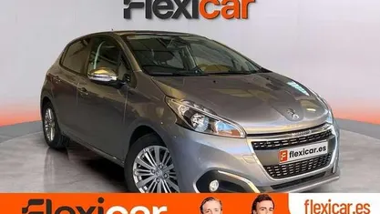 Usado Peugeot 208 Active 82 CV (60 kW) 2019 Gris Utilitario