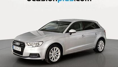 Usado Audi A3 Sportback Design 116 CV (85 kW) 2018 Gris plata Utilitario