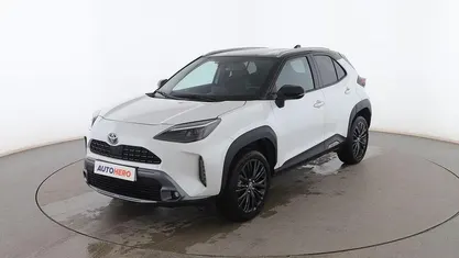 Blanco Usado 2021 Toyota Yaris Cross SUV | 24.399 € (Precio justo)