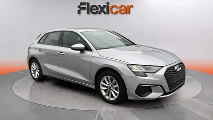 Usado Audi A3 Premium 110 CV (80 kW) 2023 Gris Berlina