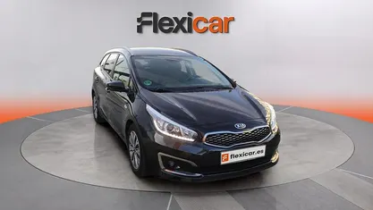 Używany Kia Ceed 120 KM (88 kW) 2018 Szary Hatchback