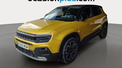 Begagnad Jeep Avenger Summit 101 HK (74 kW) 2023 Gul SUV