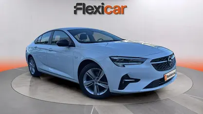 Usado Opel Insignia Edition 122 CV (89 kW) 2021 Familiar
