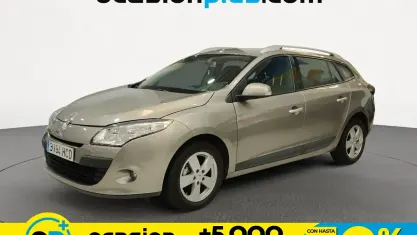 Occasion Renault Mégane GrandTour Dynamique 110 ch (80 kW) 2011 Beige Break
