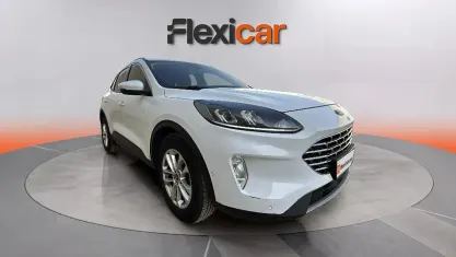 Usado Ford Kuga ST-Line 150 CV (110 kW) 2023 Blanco SUV