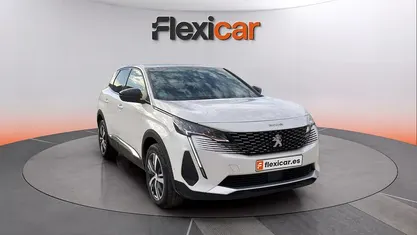 Usado Peugeot 3008 Allure 131 CV (96 kW) 2023 Monovolumen