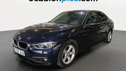 Usado BMW 318 150 CV (110 kW) 2016 Azul Berlina