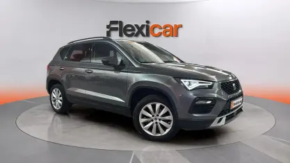 Usado Seat Ateca Style 150 CV (110 kW) 2023 Gris SUV