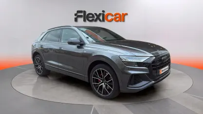 Usado Audi Q8 Premium 340 CV (250 kW) 2020 Gris SUV