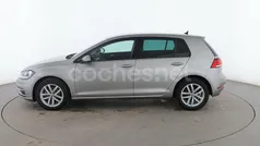 Gris / plata Usado 2019 VW Golf VII Advance Berlina | 15.399 € (Precio justo)