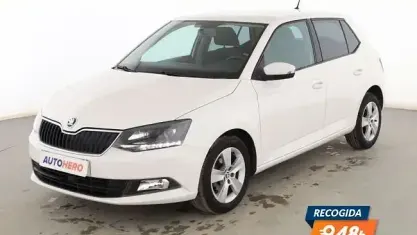 Usado Skoda Fabia Ambition 90 HP (66 kW) 2016 Branco Citadino