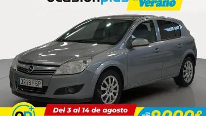 Usado Opel Astra Enjoy 90 CV (66 kW) 2007 Gris