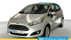 Gris plata Usado 2015 Ford Fiesta Trend Utilitario | 7350 € (Buen precio)