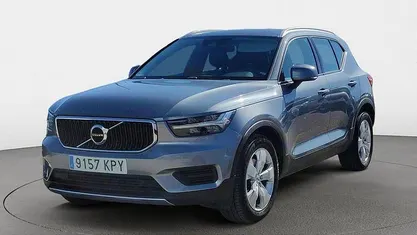 Usado Volvo XC40 Momentum 190 CV (139 kW) 2018 Gris SUV