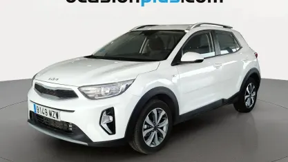Usado Kia Stonic 101 CV (74 kW) 2025 Blanco SUV