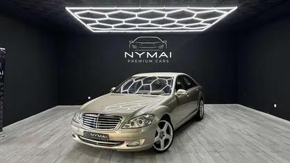 Usado Mercedes S500 306 CV (225 kW) 2006 Berlina