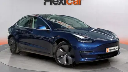 Usado Tesla Model 3 Standard Range 239 kW (325 CV) 2020 Azul Berlina
