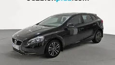 Negro Usado 2017 Volvo V40 Momentum Familiar | 16.637 € (Precio justo)