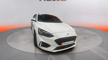Usado Ford Focus Active 125 CV (91 kW) 2019 Blanco Berlina