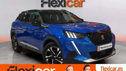 Usado Peugeot 2008 GT-line 131 CV (96 kW) 2023 Azul SUV