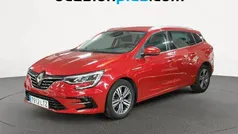 Rojo Usado 2021 Renault Mégane IV Zen Monovolumen | 16.355 € (Precio justo)