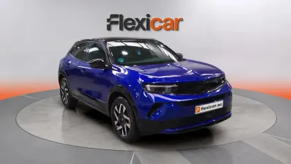 Usado Opel Mokka 136 HP (100 kW) 2025 Azul SUV